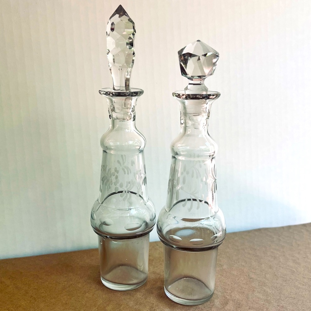 Vintage Etched Glass Condiment Set Vinegar and Oil 9.5”& 8.5”  Cruet Set Dining